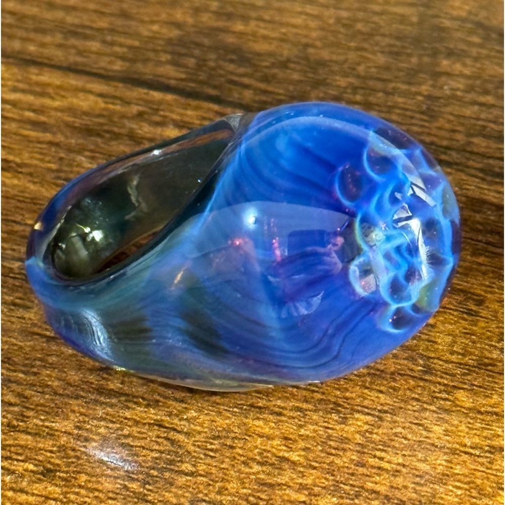 2008 Alien Glass Ring/Hand Made Rare Form Pyrex With Opal Dust. Size 12 NWT
